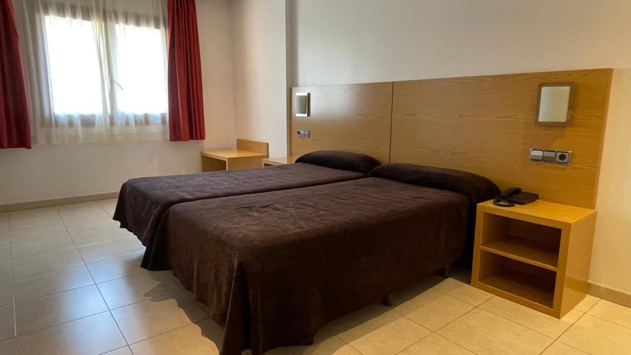 Hotel Font Del Pla La Jonquera Zewnętrze zdjęcie