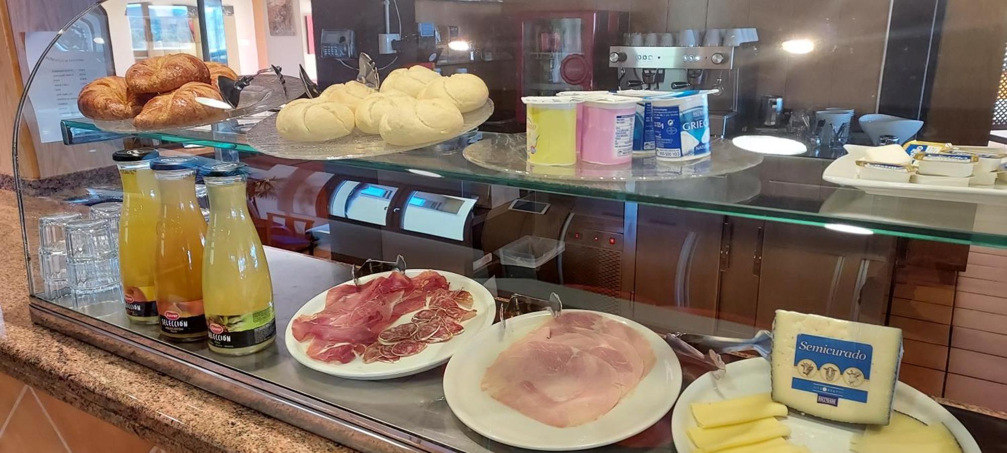 Hotel Font Del Pla La Jonquera Zewnętrze zdjęcie